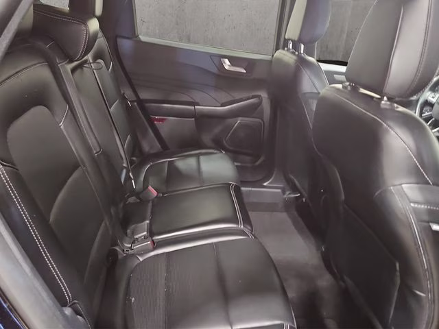 2025 Agate Black Metallic Ford Escape Platinum AWD SUV