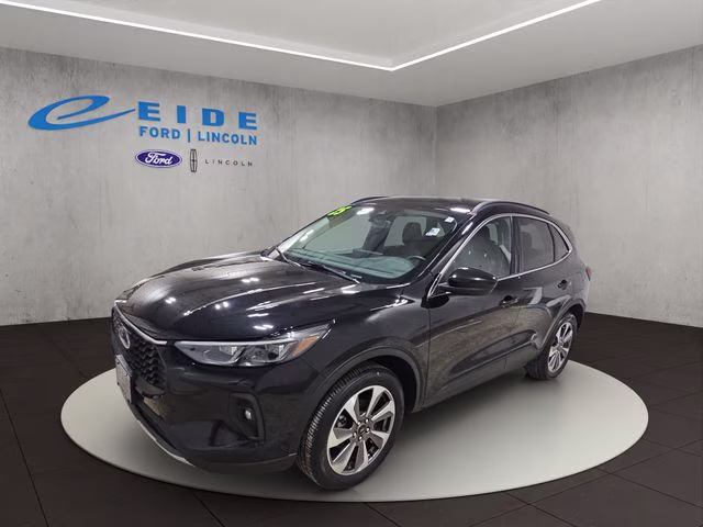 2025 Agate Black Metallic Ford Escape Platinum AWD SUV