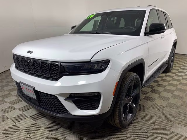 2024 Bright White Clearcoat Jeep Grand Cherokee Limited 4X4 SUV