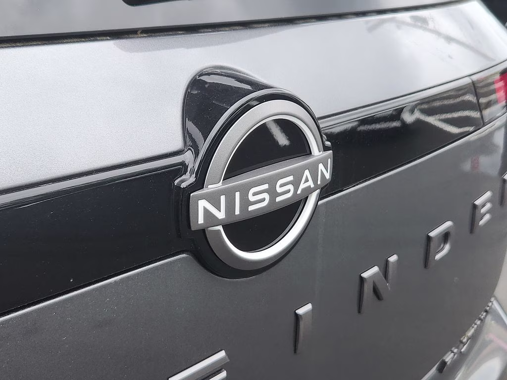 2026 Gun Metallic Nissan Pathfinder Platinum 4X4 SUV