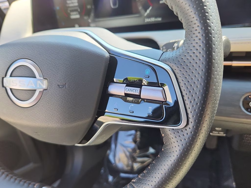 2023 Deep Ocean Blue Pearl/Black Diamond Pearl Nissan ARIYA EVOLVE+ FWD SUV