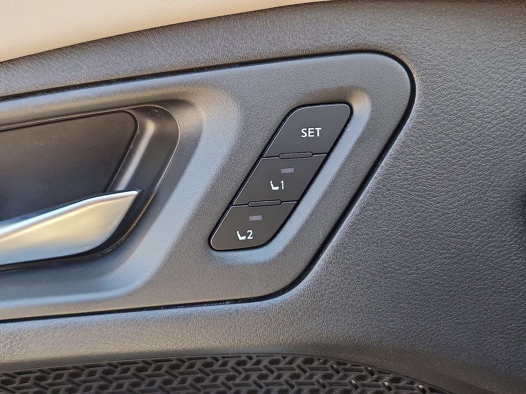 2023 Deep Ocean Blue Pearl/Black Diamond Pearl Nissan ARIYA EVOLVE+ FWD SUV