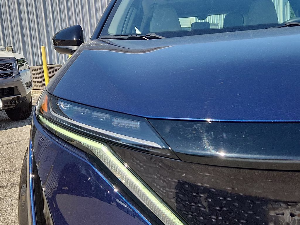 2023 Deep Ocean Blue Pearl/Black Diamond Pearl Nissan ARIYA EVOLVE+ FWD SUV