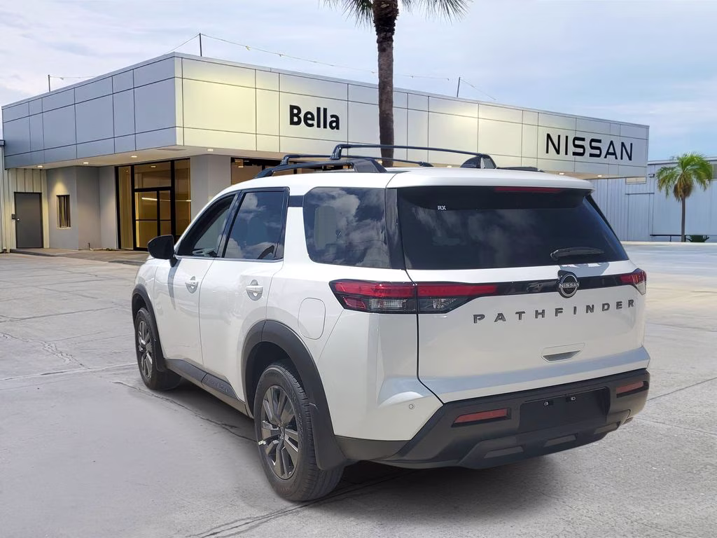 2026 Everest White Pearl Tricoat Nissan Pathfinder SV FWD SUV