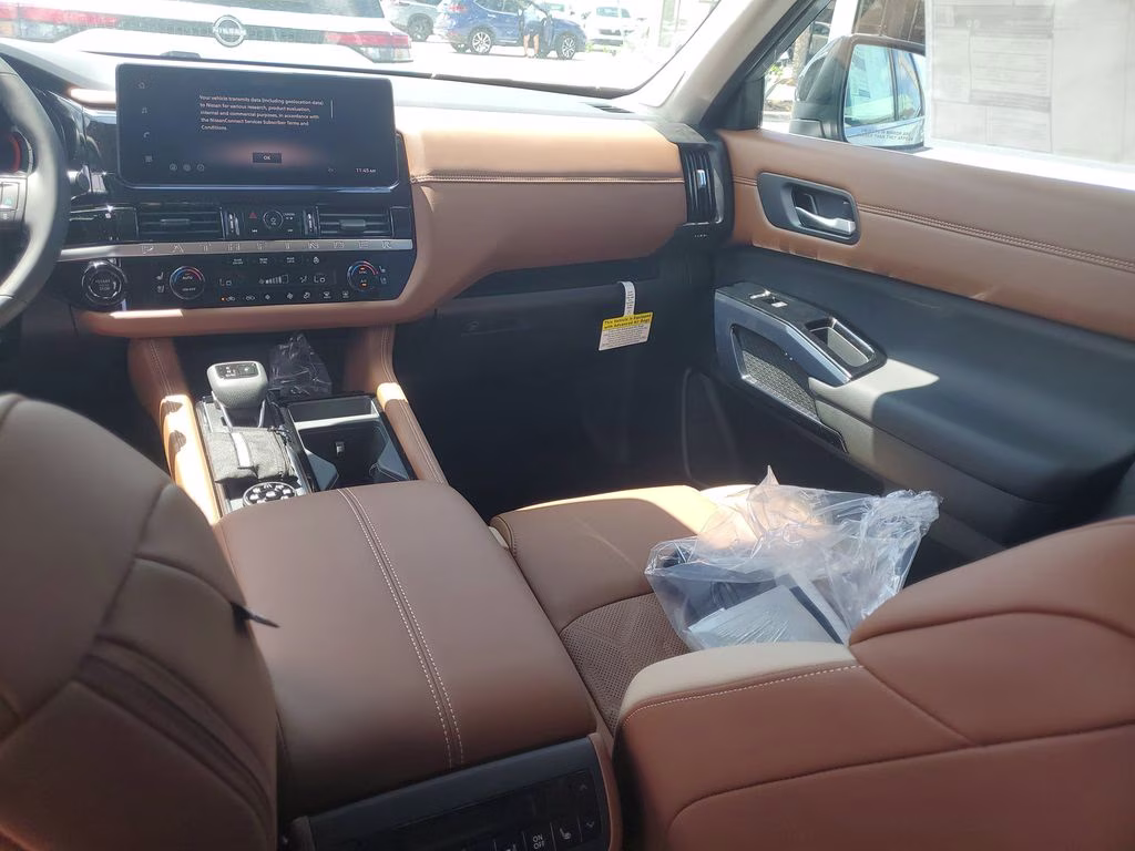 2026 Boulder Gray Pearl Nissan Pathfinder Platinum 4X4 SUV