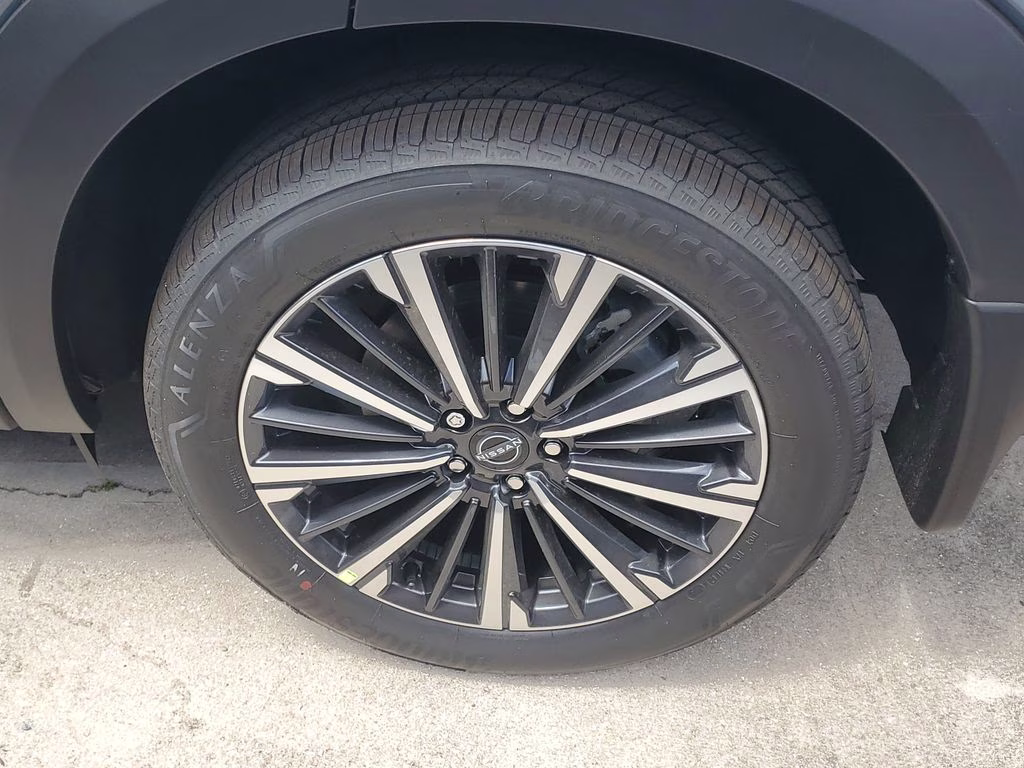 2026 Boulder Gray Pearl Nissan Pathfinder Platinum 4X4 SUV