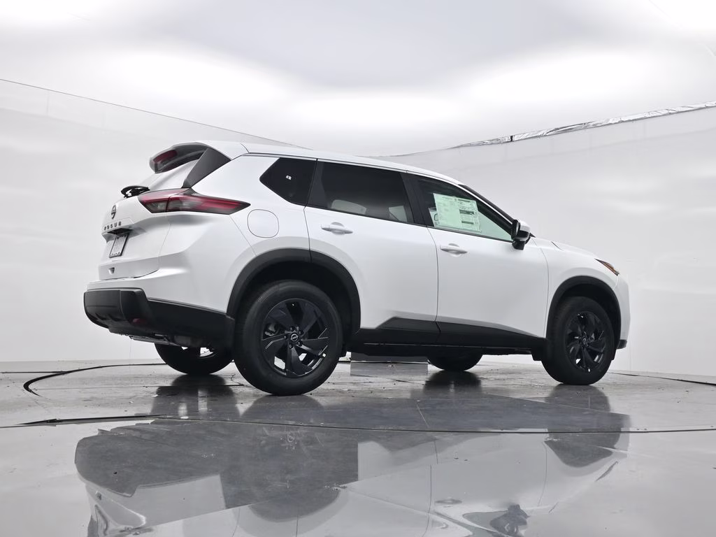 2026 Everest White Pearl Tricoat Nissan Rogue SV FWD SUV