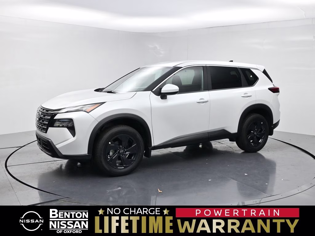 2026 Everest White Pearl Tricoat Nissan Rogue SV FWD SUV