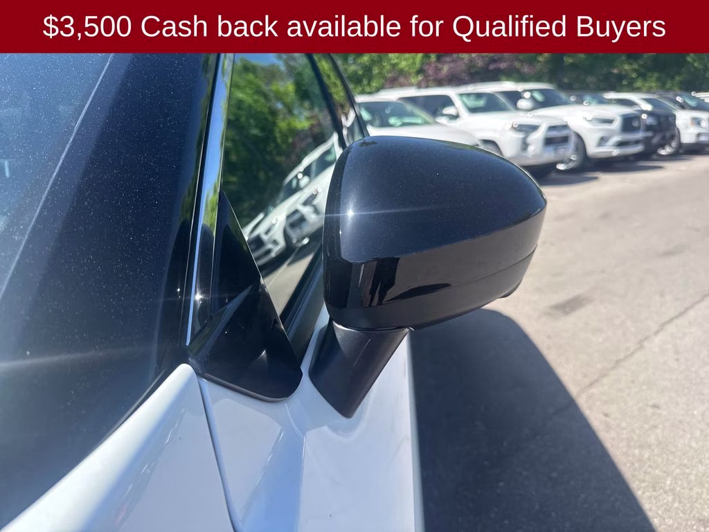 2026 Everest White Pearl Tricoat Nissan Rogue Dark Armor FWD SUV