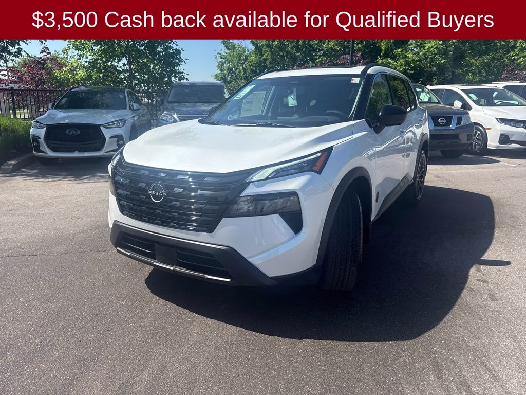 2026 Everest White Pearl Tricoat Nissan Rogue Dark Armor FWD SUV