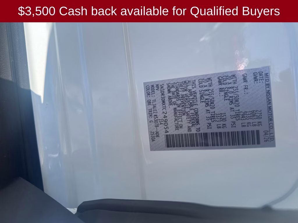 2026 Everest White Pearl Tricoat Nissan Pathfinder Platinum FWD SUV