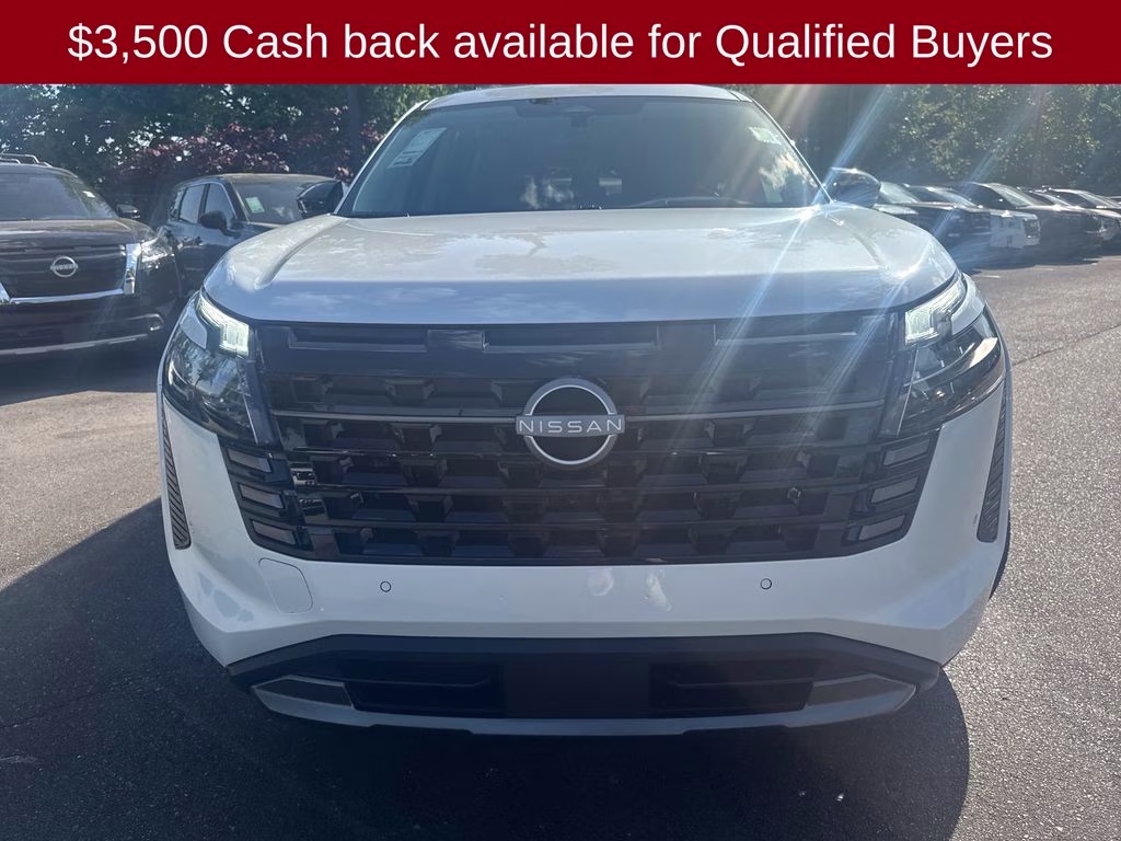 2026 Everest White Pearl Tricoat Nissan Pathfinder Platinum FWD SUV