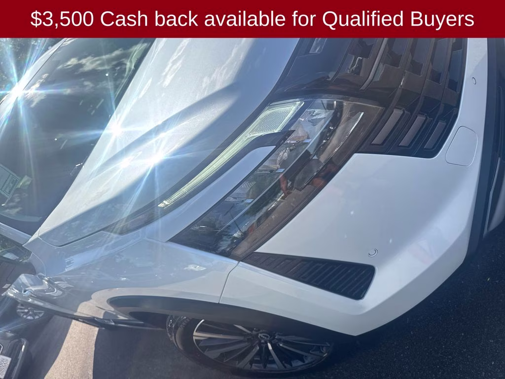 2026 Everest White Pearl Tricoat Nissan Pathfinder Platinum FWD SUV