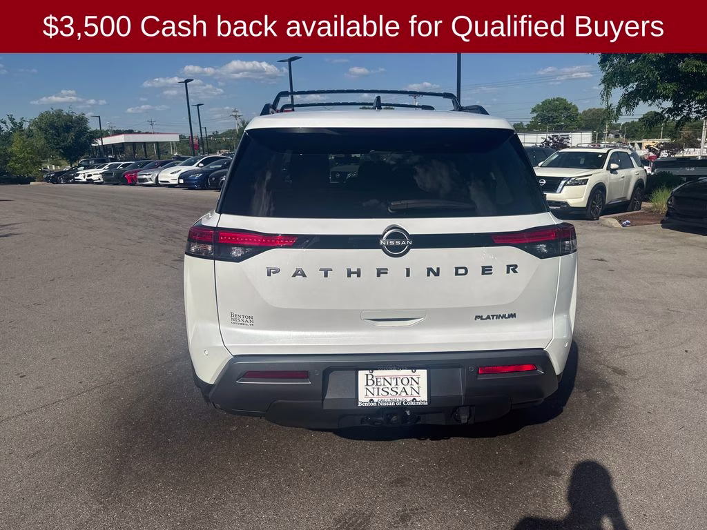 2026 Everest White Pearl Tricoat Nissan Pathfinder Platinum FWD SUV