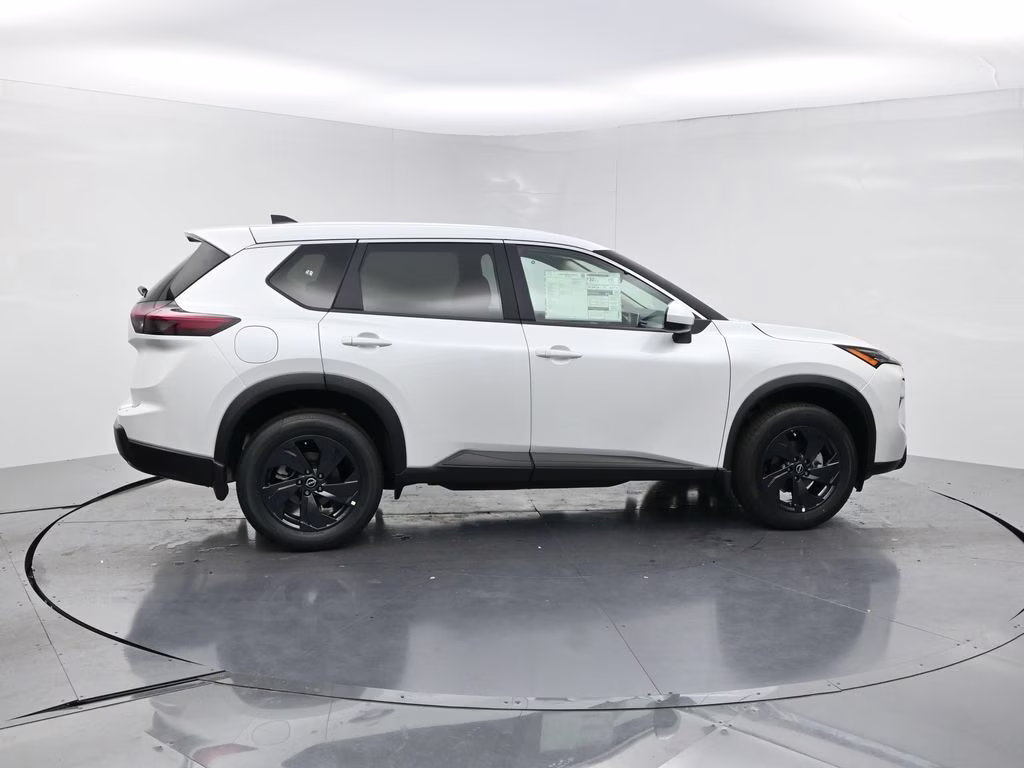 2026 Everest White Pearl Tricoat Nissan Rogue SV FWD SUV
