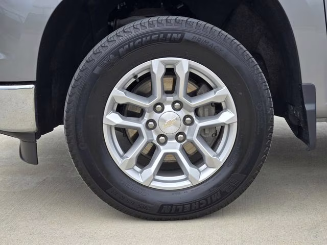 2024 Sterling Gray Metallic Chevrolet Silverado 1500 LT 4X4 Truck