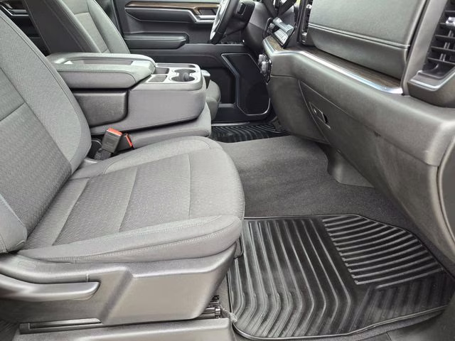 2024 Sterling Gray Metallic Chevrolet Silverado 1500 LT 4X4 Truck