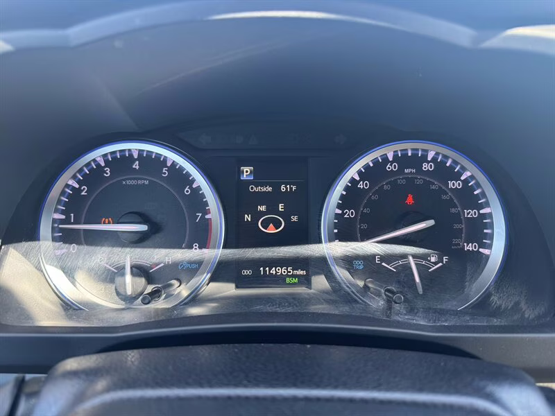 2019 Blizzard Pearl Toyota Highlander XLE AWD SUV