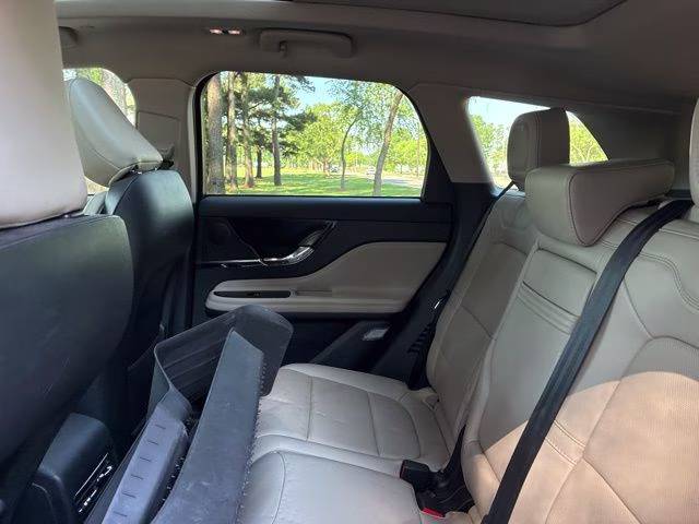 2025 Infinite Black Metallic Clearcoat Lincoln Corsair Reserve AWD SUV