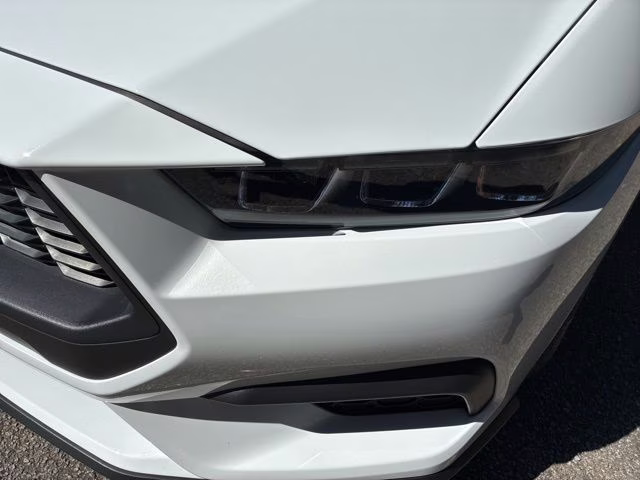 2025 Oxford White Ford Mustang EcoBoost Premium RWD Convertible