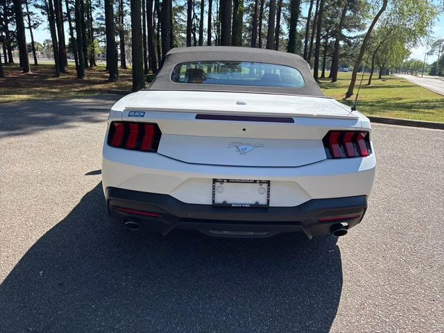 2025 Oxford White Ford Mustang EcoBoost Premium RWD Convertible