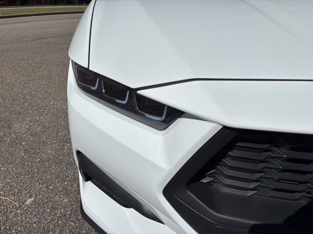 2025 Oxford White Ford Mustang EcoBoost Premium RWD Convertible