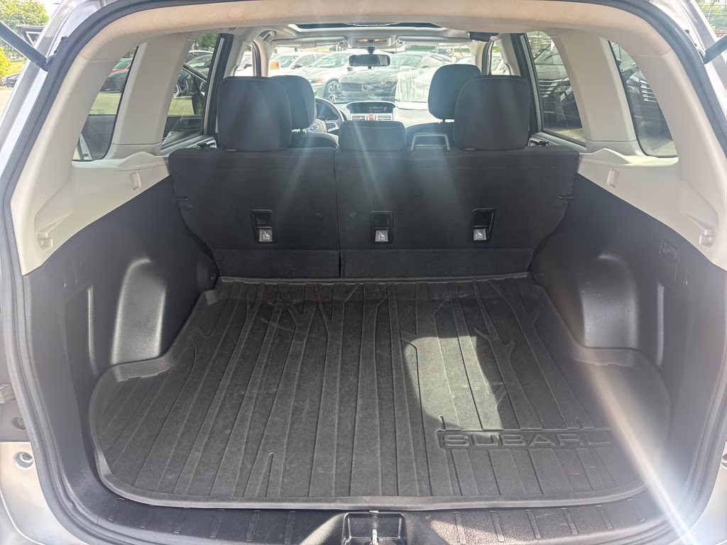 2017 Ice Silver Metallic Subaru Forester 2.5i Premium AWD SUV