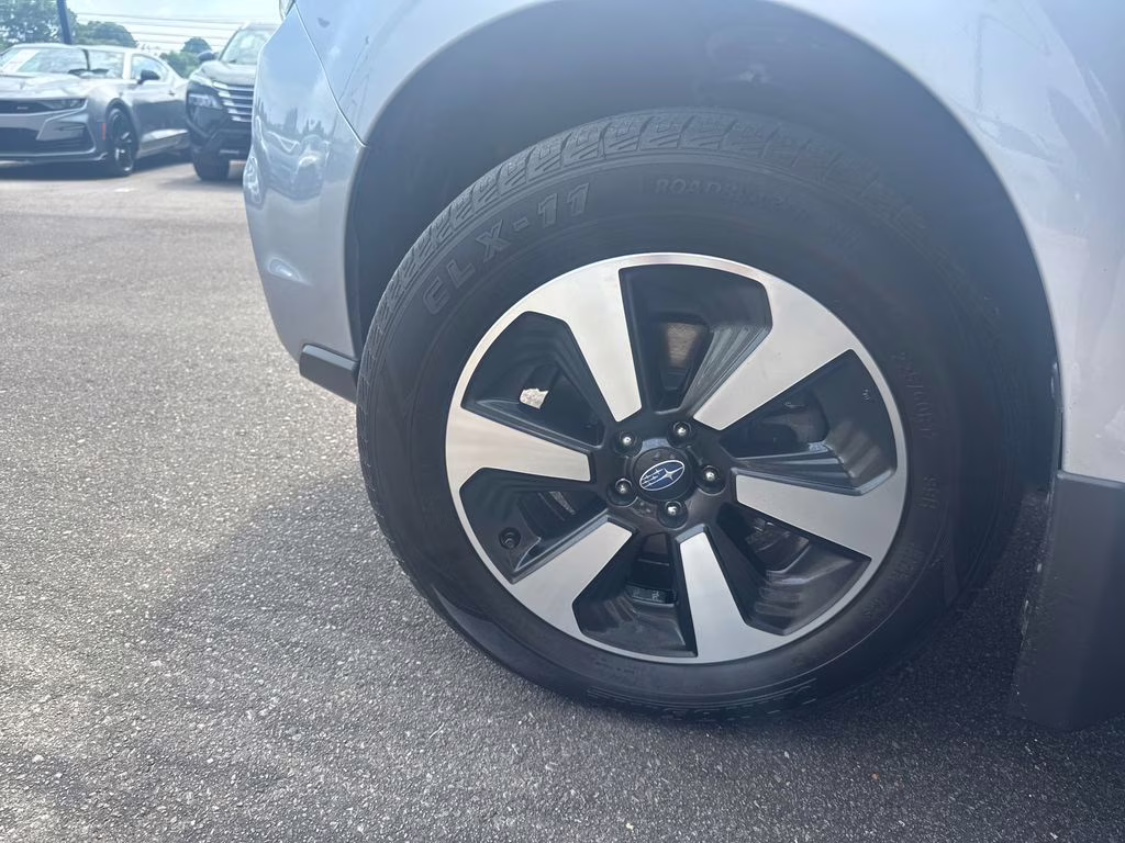 2017 Ice Silver Metallic Subaru Forester 2.5i Premium AWD SUV