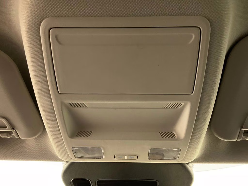 2022 Gray Metallic Ford Escape Hybrid SE FWD SUV
