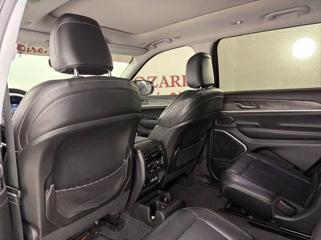 2022 Baltic Gray Metallic Clearcoat Jeep Grand Cherokee L Limited RWD SUV