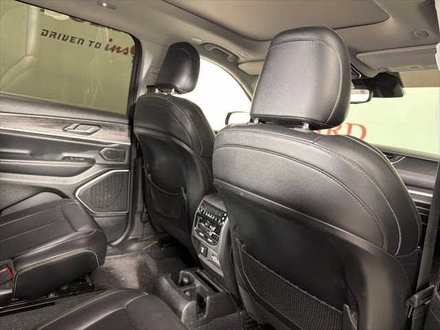 2022 Baltic Gray Metallic Clearcoat Jeep Grand Cherokee L Limited RWD SUV