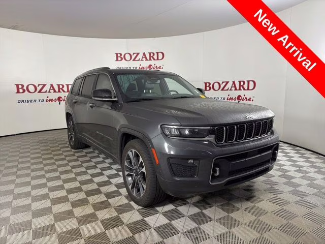 2022 Baltic Gray Metallic Clearcoat Jeep Grand Cherokee L Overland 4X4 SUV