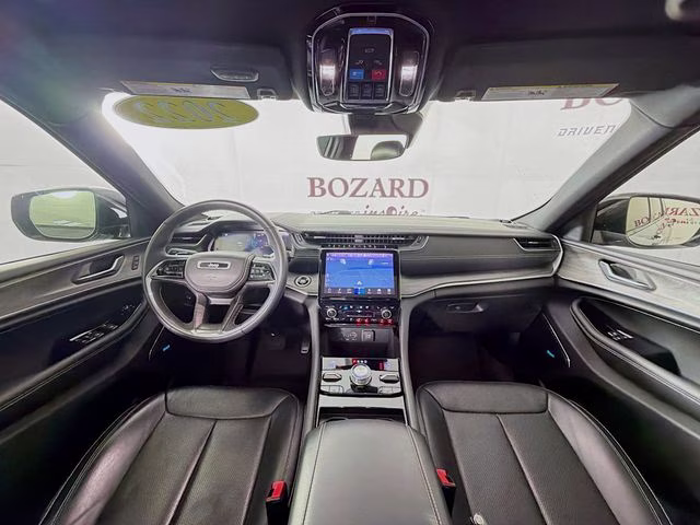 2022 Baltic Gray Metallic Clearcoat Jeep Grand Cherokee L Overland 4X4 SUV
