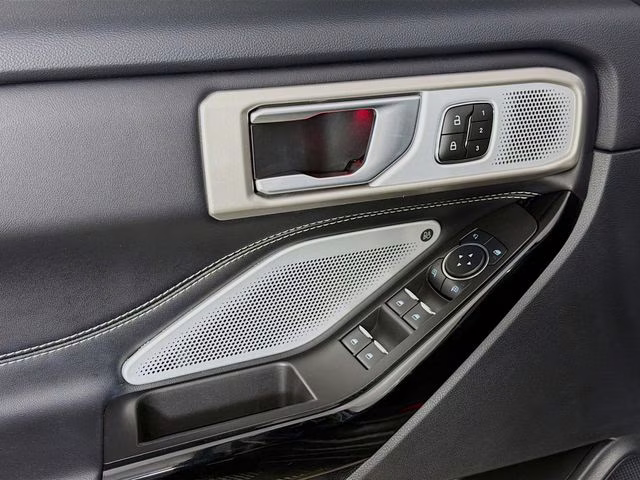 2023 Gray Metallic Ford Explorer ST 4X4 SUV