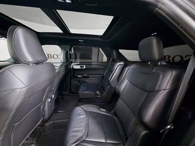 2023 Gray Metallic Ford Explorer ST 4X4 SUV