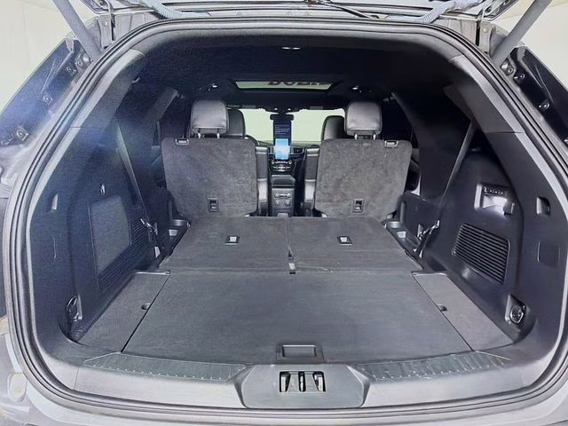 2023 Gray Metallic Ford Explorer ST 4X4 SUV