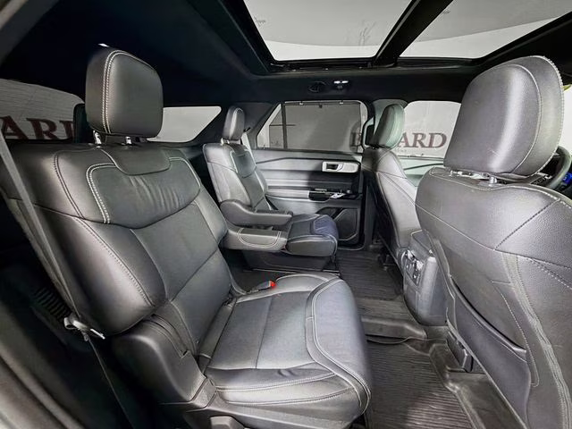 2023 Gray Metallic Ford Explorer ST 4X4 SUV