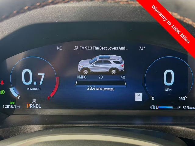 2025 White Metallic Ford Explorer Active RWD SUV
