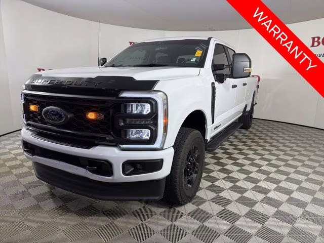 2024 Oxford White Ford Super Duty F-350 SRW XL 4X4 Truck