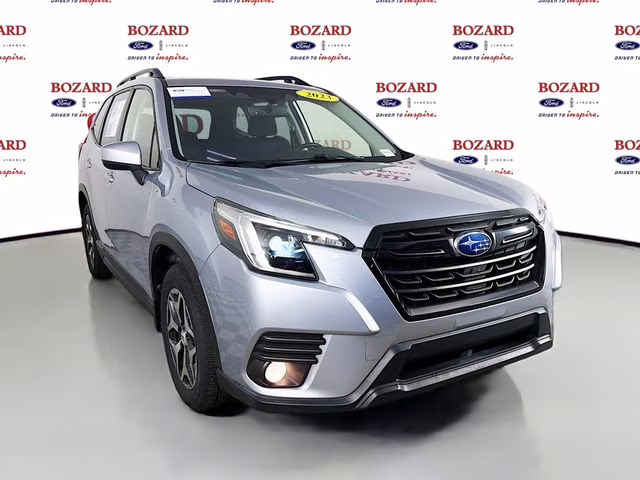 2023 Ice Silver Metallic Subaru Forester Premium AWD SUV
