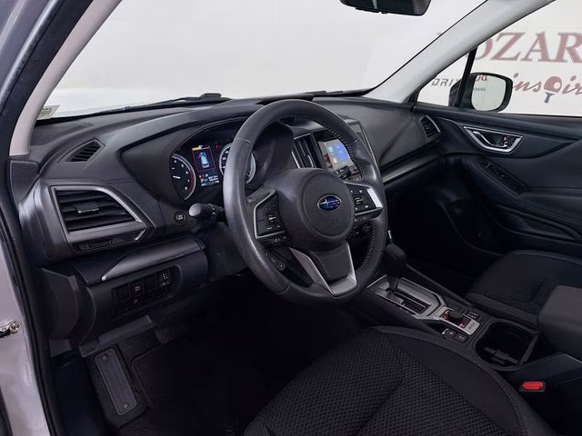 2023 Ice Silver Metallic Subaru Forester Premium AWD SUV