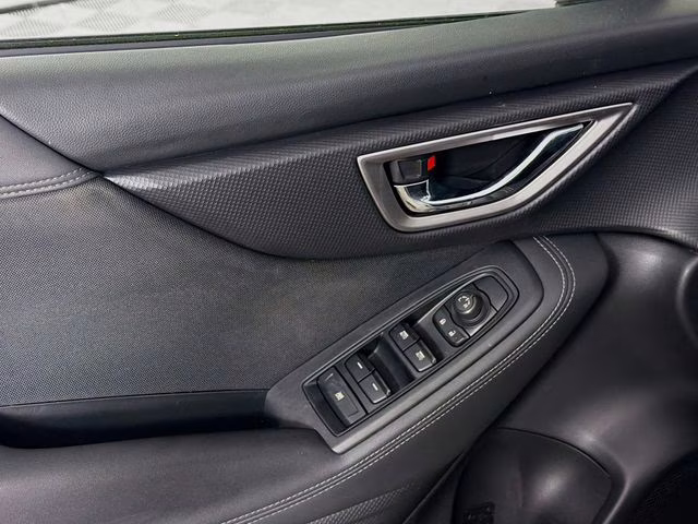 2023 Ice Silver Metallic Subaru Forester Premium AWD SUV
