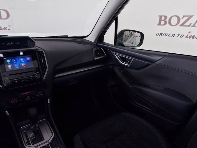 2023 Ice Silver Metallic Subaru Forester Premium AWD SUV