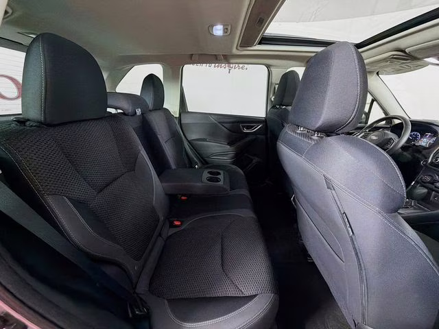 2023 Ice Silver Metallic Subaru Forester Premium AWD SUV