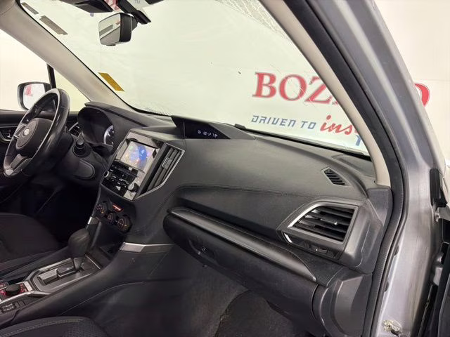 2023 Ice Silver Metallic Subaru Forester Premium AWD SUV