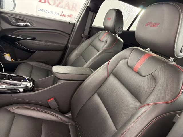 2024 Sterling Gray Metallic Chevrolet Trax 2RS FWD SUV