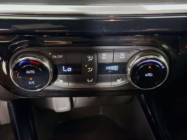 2024 Sterling Gray Metallic Chevrolet Trax 2RS FWD SUV