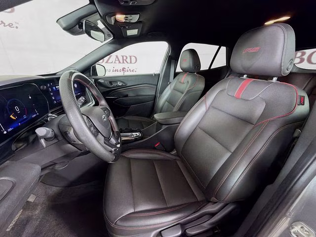 2024 Sterling Gray Metallic Chevrolet Trax 2RS FWD SUV