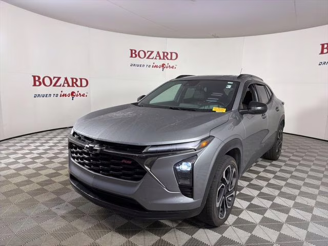 2024 Sterling Gray Metallic Chevrolet Trax 2RS FWD SUV
