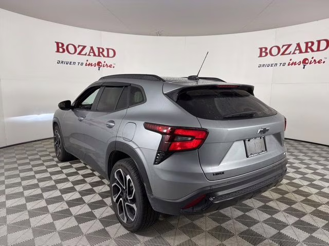 2024 Sterling Gray Metallic Chevrolet Trax 2RS FWD SUV